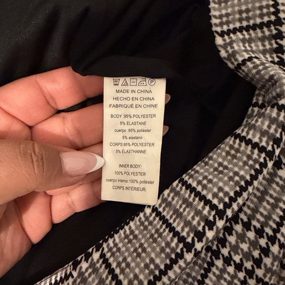 MICHAEL Michael Kors Black and Gray Plaid Pencil Skirt - Picture 3 of 10